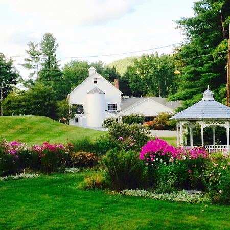 The 1896 House Country Inn - Brookside & Pondside Williamstown Extérieur photo